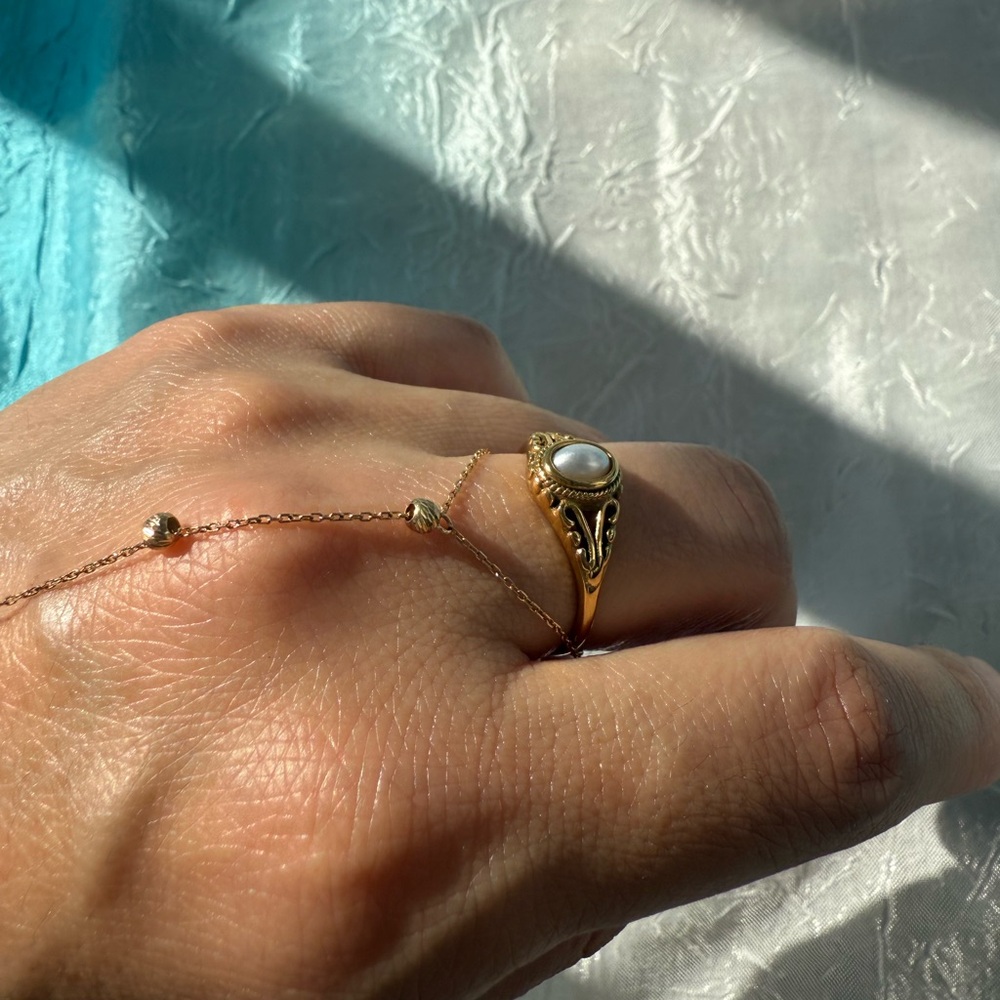 Pearl Ring 18K Gold Plated Stainless Steel Size 8 - Picture 15 of 15